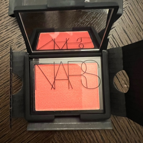 *NIB* NARS Orgasm X large powder blush - Picture 3 of 4